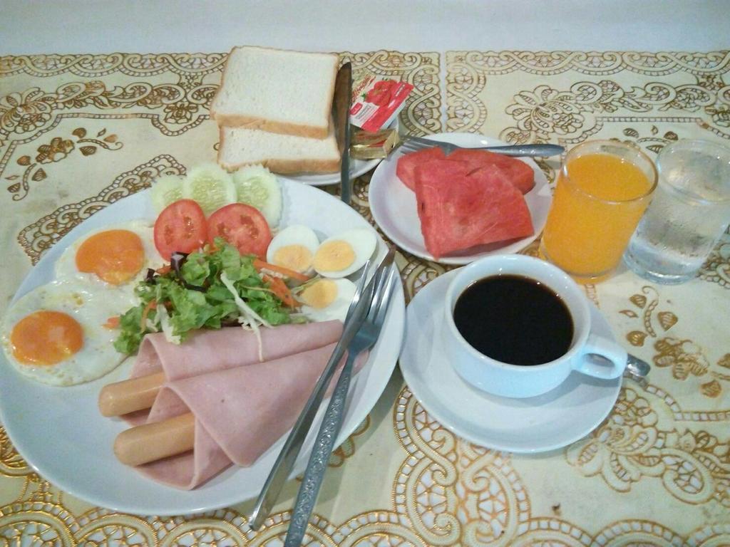 The Sun Resort & Spa Патая Екстериор снимка