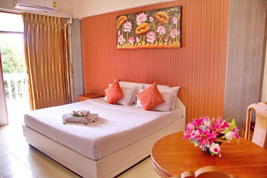 The Sun Resort & Spa Патая Екстериор снимка